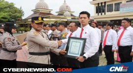 “Melalui penyerahan penghargaan ini, kami ingin menumbuhkan rasa bangga dan motivasi serta mendorong semangat para personel dalam memberikan pelayanan terbaik kepada masyarakat,