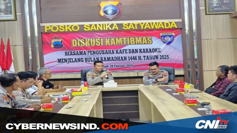 “Saya berharap tidak ada laporan dari masyarakat tentang adanya karaoke yang masih buka pada bulan Ramadhan nanti,” kata Wakapolres Grobogan.
