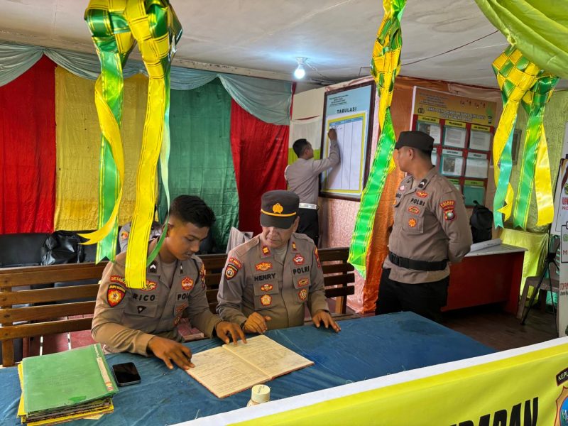 Sie Dokkes Polres Lingga Gelar Pemeriksaan Kesehatan di Pos Yan Ops Ketupat Seligi 2025
