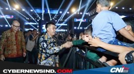 Mas Ibin menyapa masyarakat yang hadir di Pesta Rakyat HUT Kota Blitar ke-119.